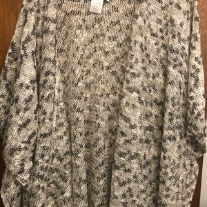 Poncho scarf made in Italy new condition